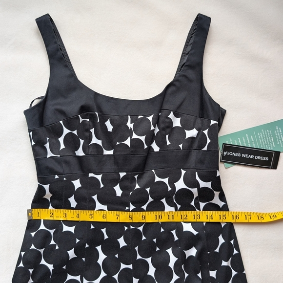 Jones Wear Dress Black White Polka Dot Cotton Blend Fit Flare Size 4 (S) NWT - Picture 8 of 14